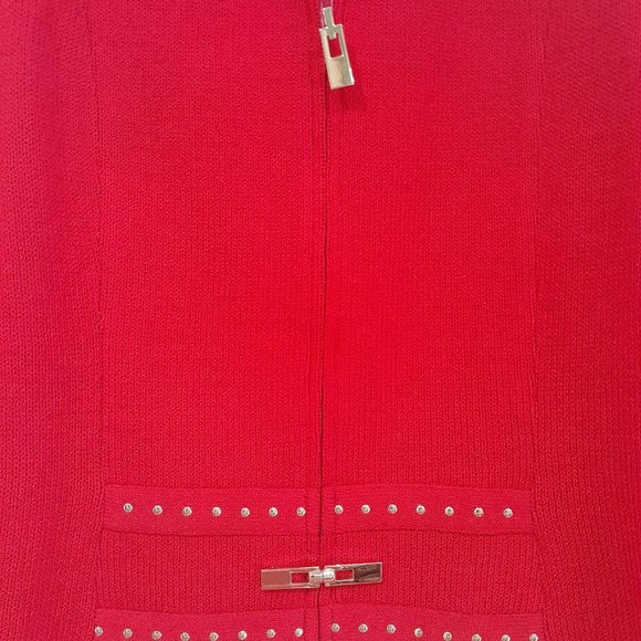 S.T John (size 14) - Picture 7 of 8